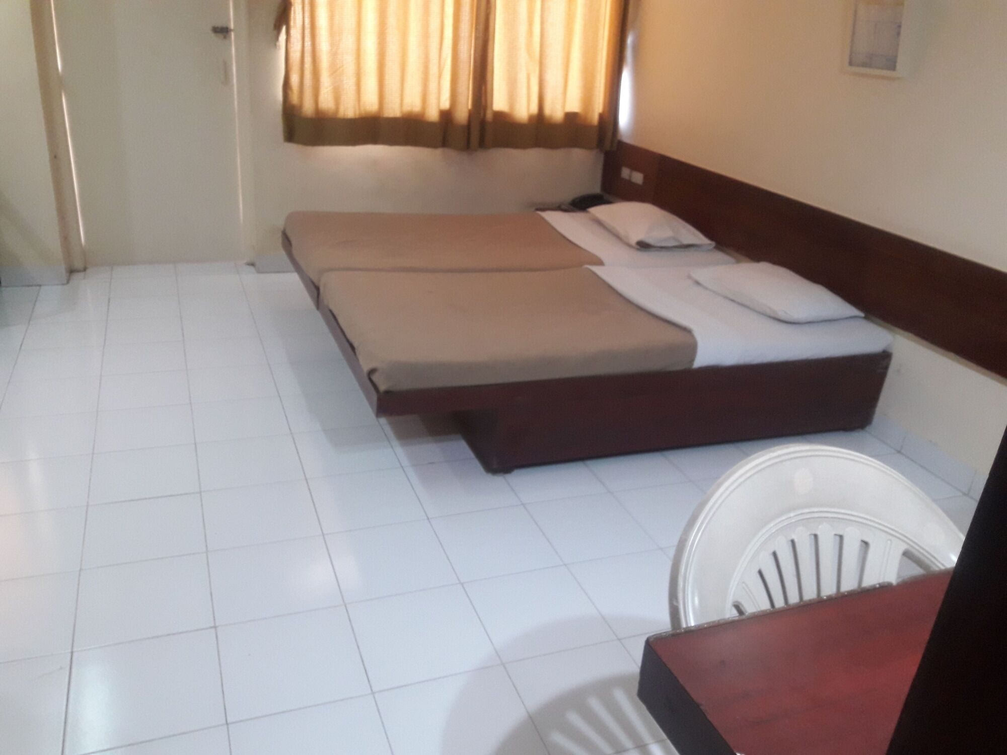 Maurya Residency Hotel Pune